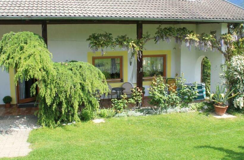 Bed and Breakfast Pension Obergrundgut