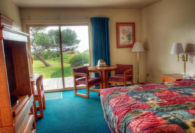 Crescent Beach Motel