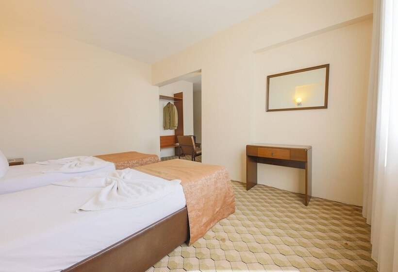 Hosta Otel