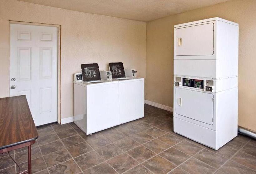 בית מלון כפרי Americas Best Value Inn Garland Dallas