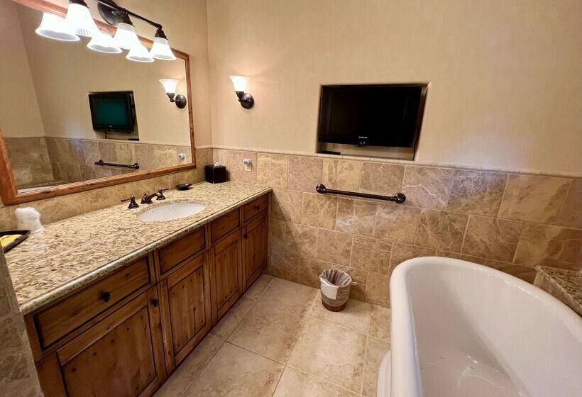 בית מלון כפרי Best Western Plus Waterburystowe