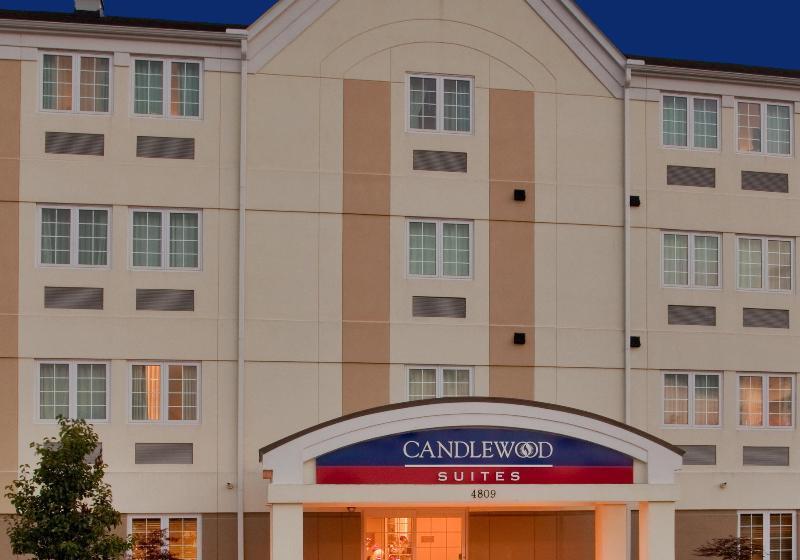 Отель Candlewood Suites Chesapeakesuffolk