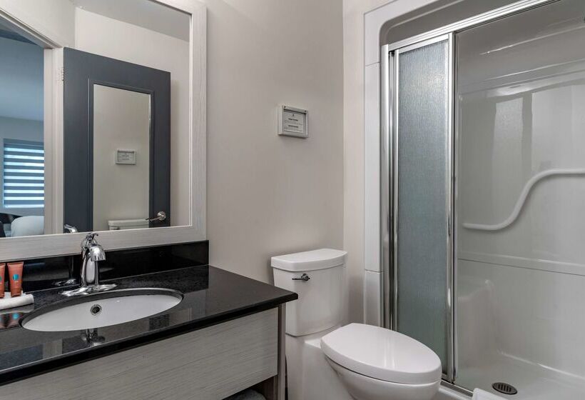 Danny’s Hotel Suites, Surestay Collection By Best Western