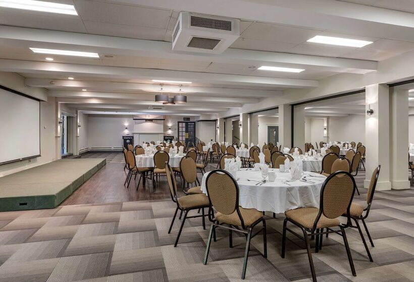 Danny’s Hotel Suites, Surestay Collection By Best Western