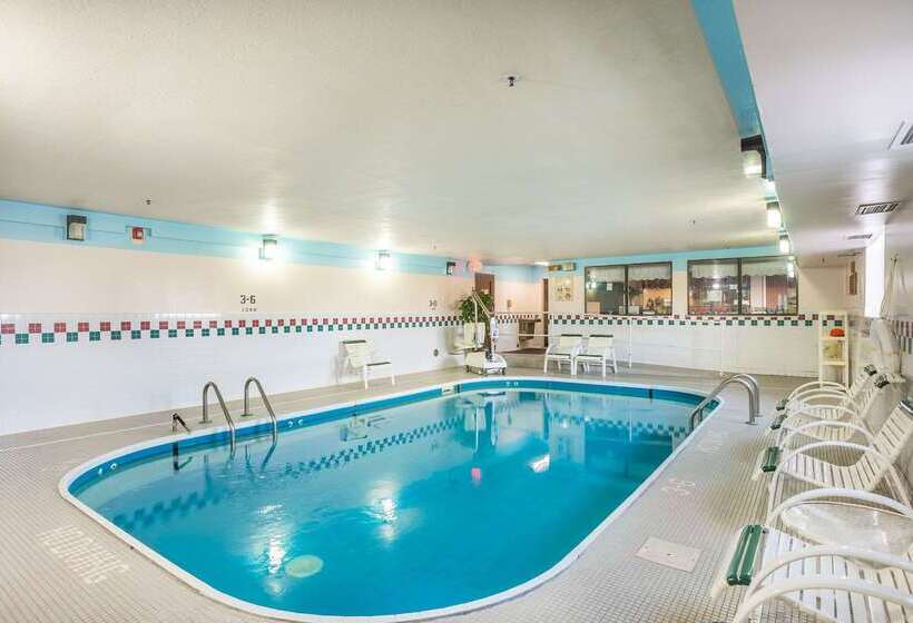 هتل Econo Lodge