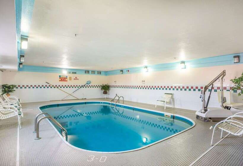 هتل Econo Lodge