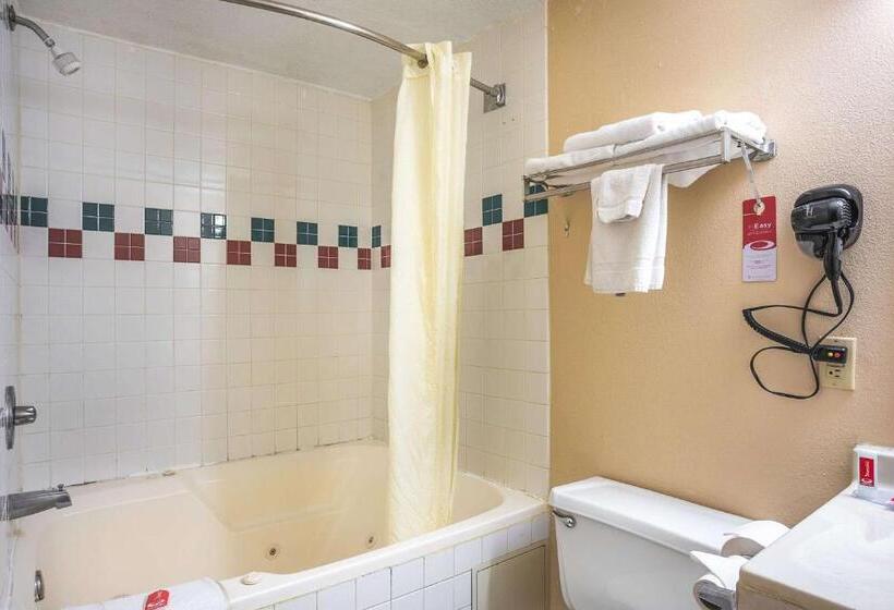 هتل Econo Lodge