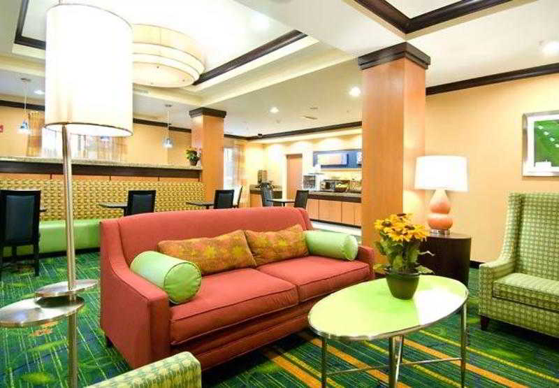 فندق Fairfield Inn & Suites Worcester Auburn