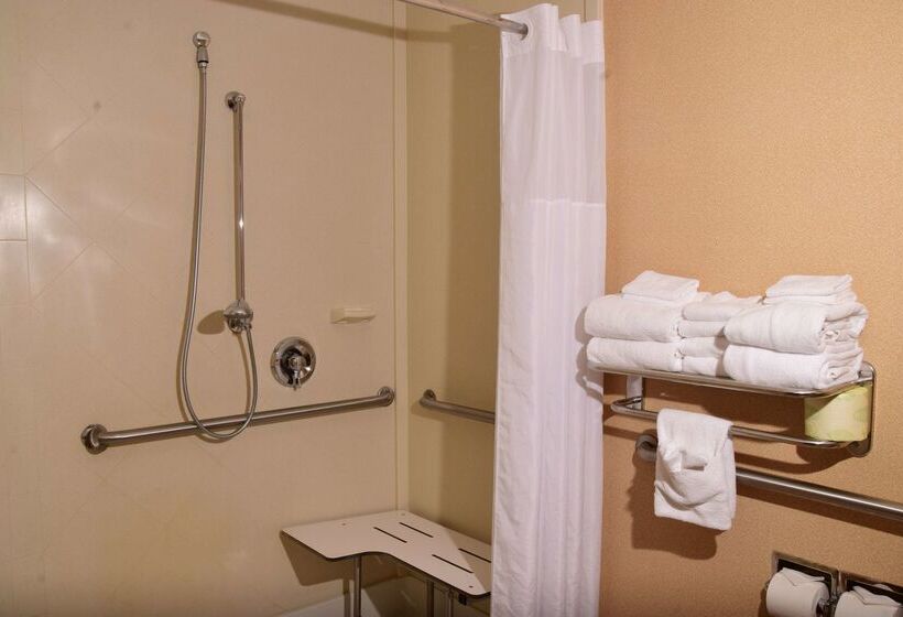 Отель Hampton Inn Indiana