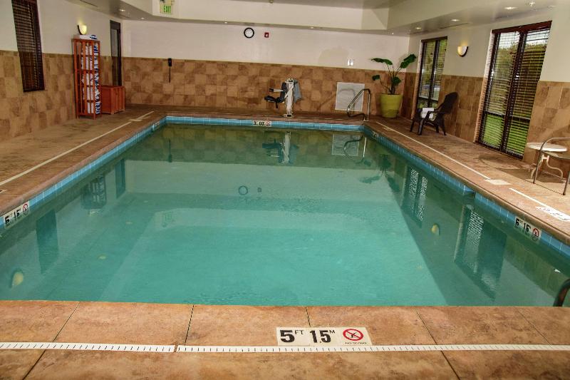 Отель Hampton Inn Indiana
