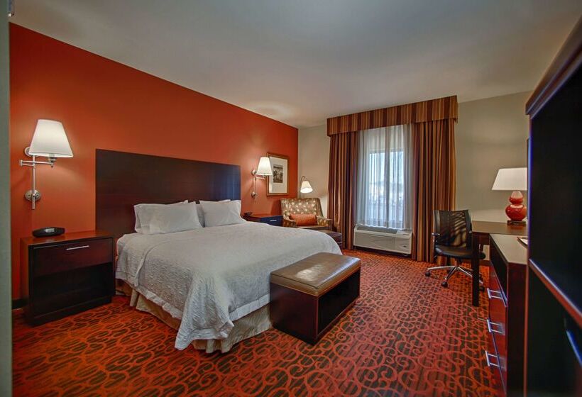 هتل Hampton Inn Atlantacanton