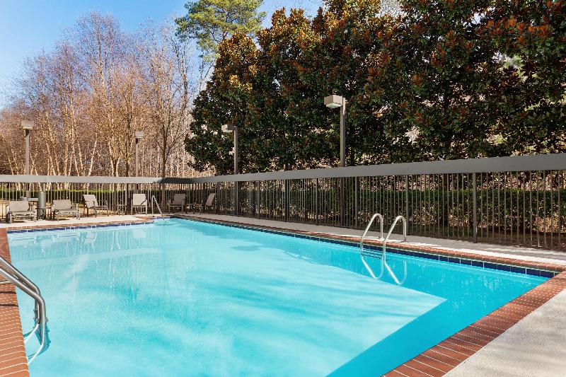 هتل Hampton Inn & Suites Atlanta Airport West/camp Creek Pkwy