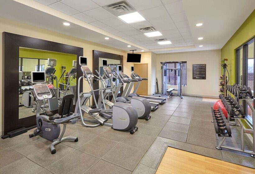 בית מלון כפרי Hilton Garden Inn Indianapolis Northwest