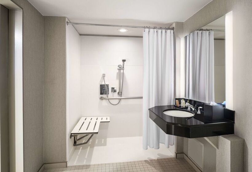 هتل Hilton Richardson Dallas