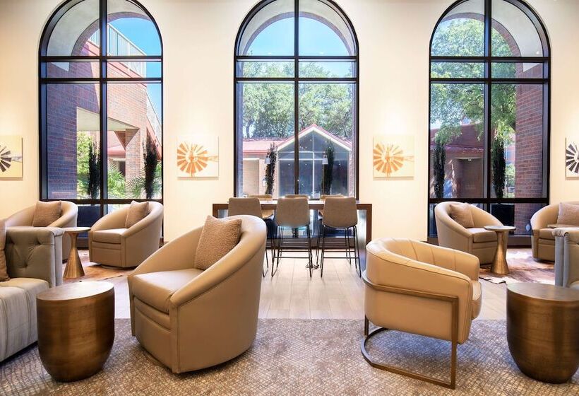 هتل Hilton Richardson Dallas
