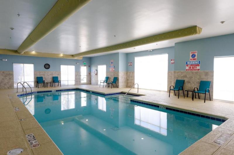 Holiday Inn Express Hotel & Suites Atlanta Airport West   Camp Creek, An Ihg
