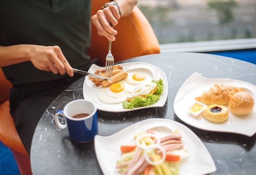 هتل Holiday Inn Express Bangkok Siam, An Ihg