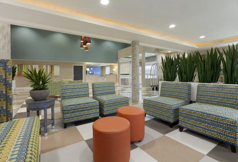 هتل Holiday Inn Express Williamsburg North, An Ihg