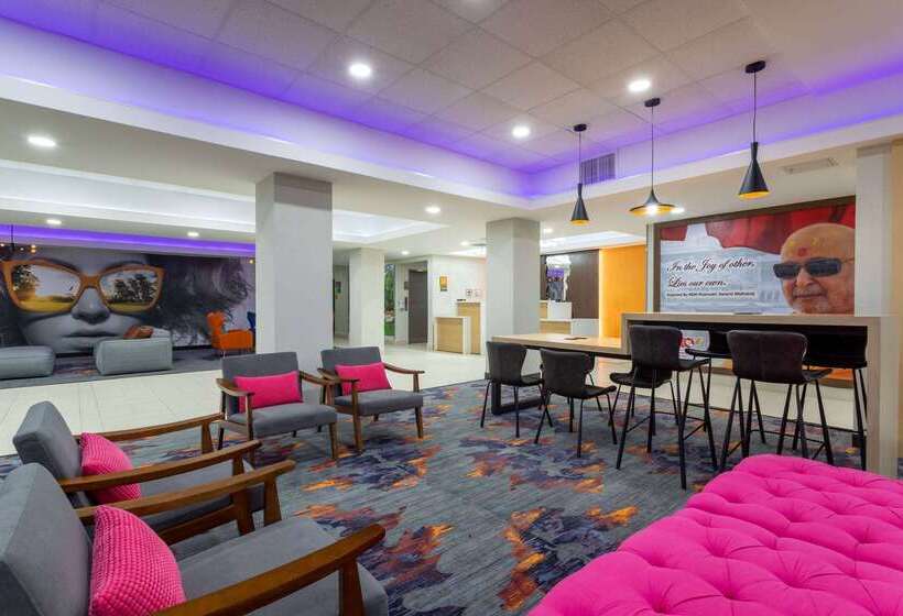 هتل La Quinta Inn & Suites By Wyndham Augusta Fort Eisenhower