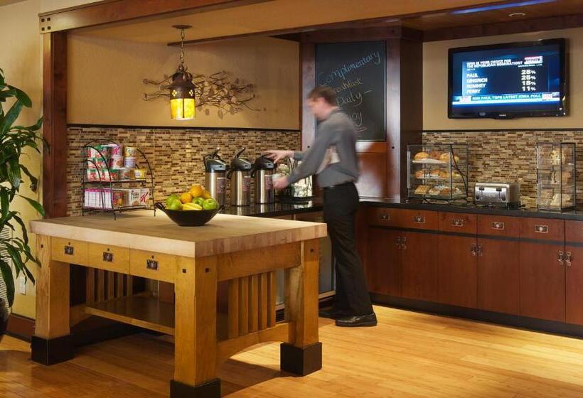 هتل Larkspur Landing Extended Stay Suites Hillsboro