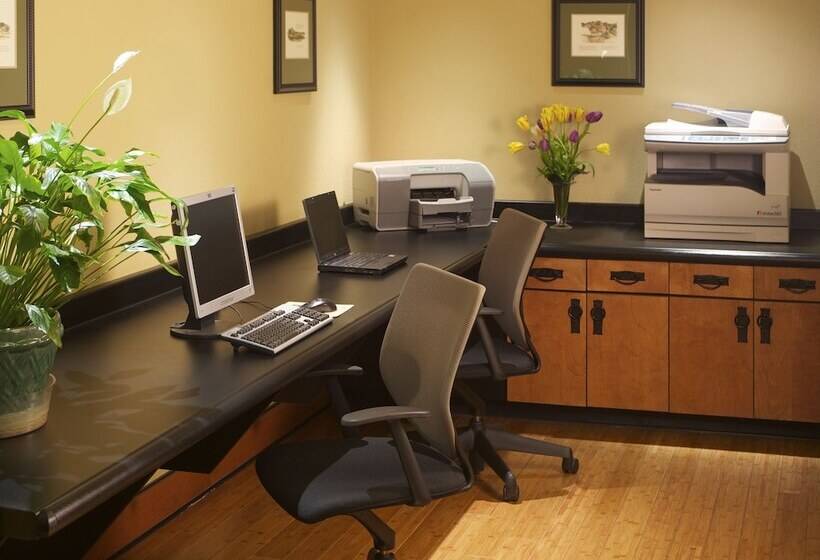 هتل Larkspur Landing Extended Stay Suites Hillsboro