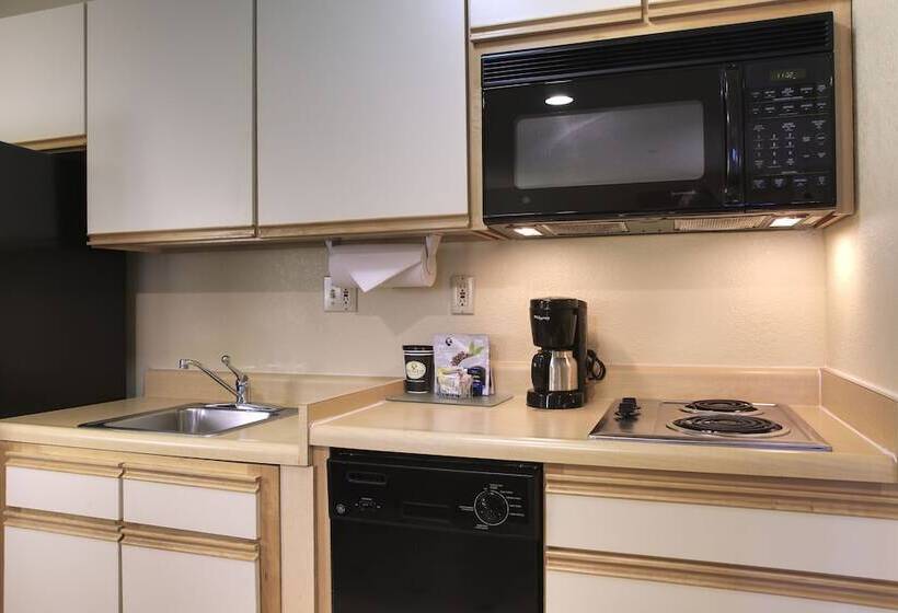 هتل Larkspur Landing Extended Stay Suites Hillsboro