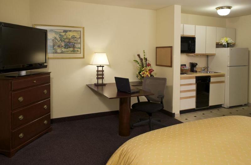 هتل Larkspur Landing Extended Stay Suites Hillsboro