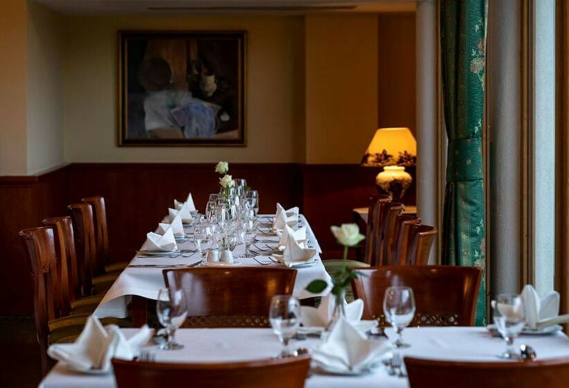 בית מלון כפרי Ossa Conference & Spa