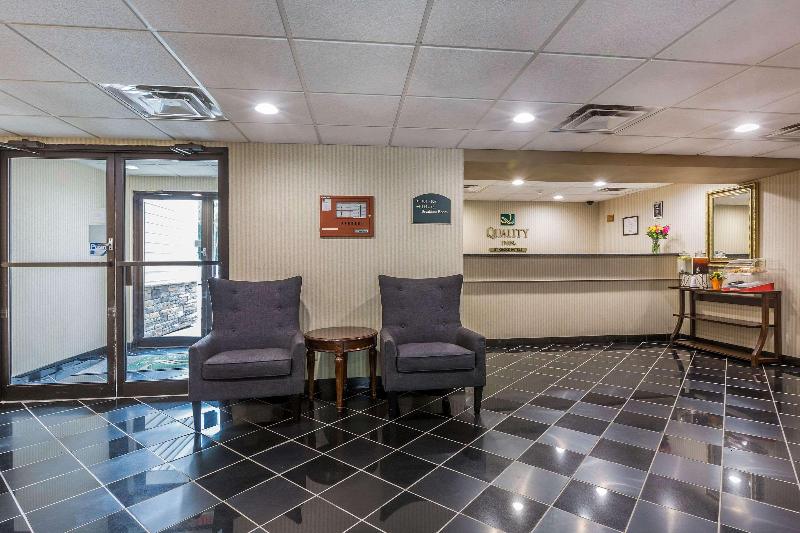 هتل Quality Inn Hyde Park   Poughkeepsie North
