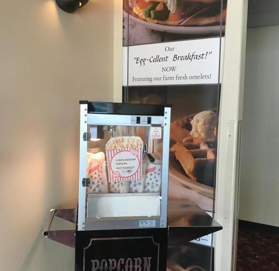 Отель Stay Wise Inn Cedaredge