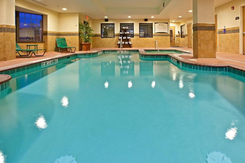 בית מלון כפרי Staybridge Suites Indianapolis Downtown Convention Center, An Ihg