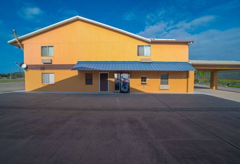 هتل Texas Inn San Benito Near Harlingen