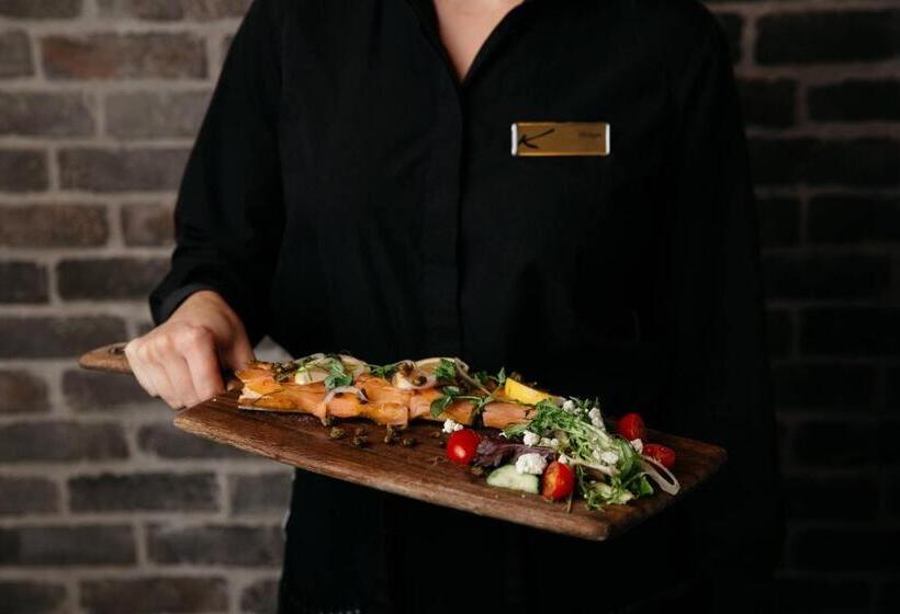 The Bohemian Hotel Savannah Riverfront, Autograph Collection