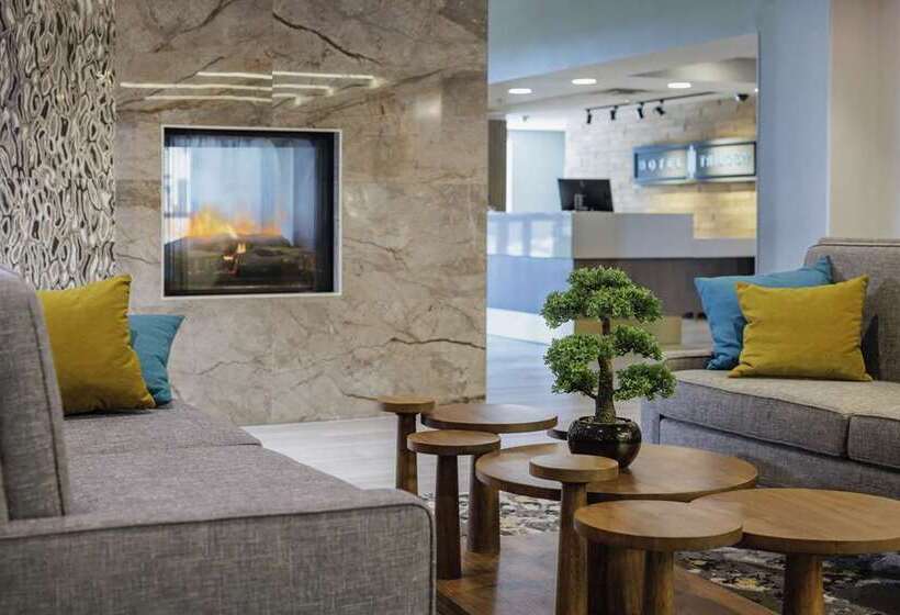 هتل Trilogy Albany Airport, Tapestry Collection By Hilton