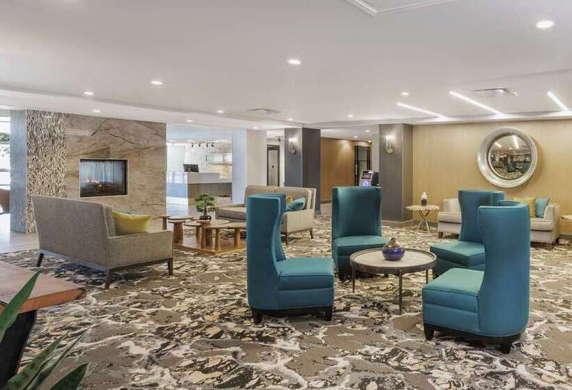هتل Trilogy Albany Airport, Tapestry Collection By Hilton