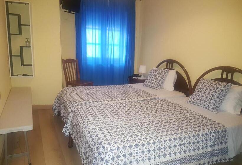 اقامتگاه Caldeira Guest House