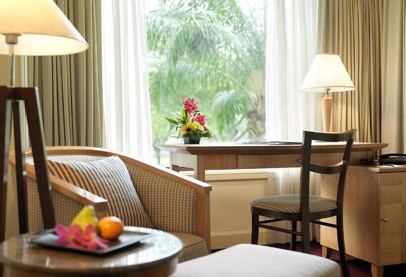 استراحتگاه The Saujana Hotel Kuala Lumpur