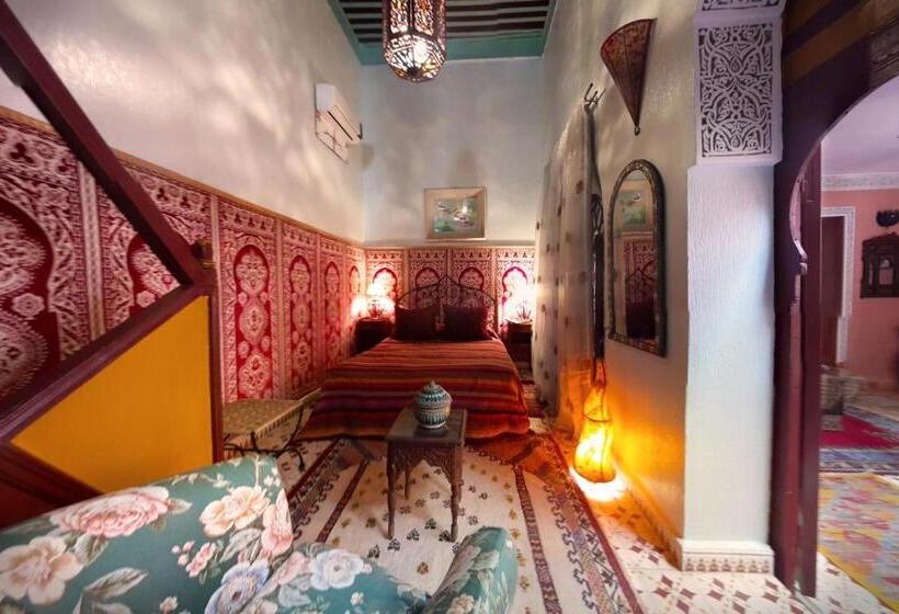 Riad Atika Mek