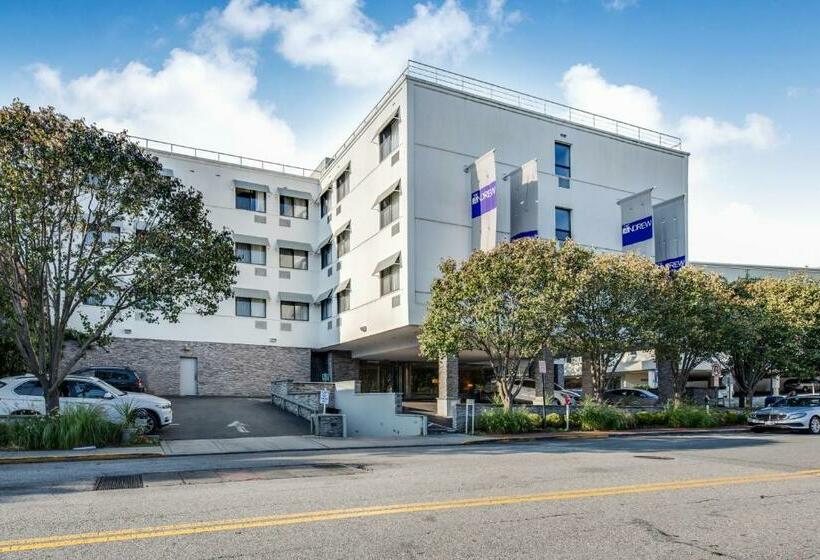 Fotos del hotel The Andrew Hotel:  36