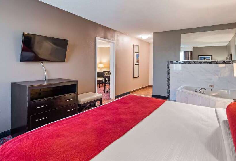 هتل Best Western Airport Inn & Suites