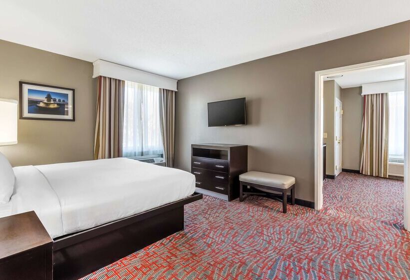 هتل Best Western Airport Inn & Suites