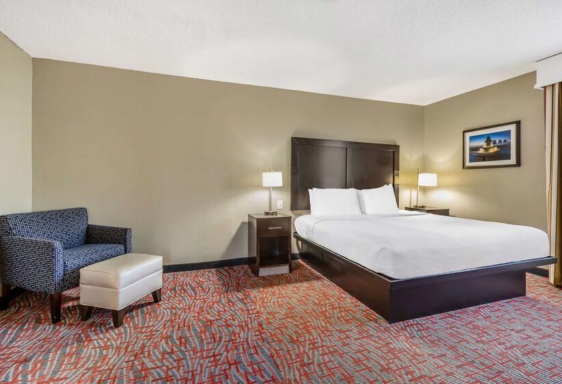هتل Best Western Airport Inn & Suites