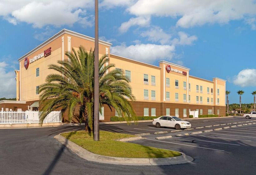 هتل Best Western Plus Brunswick Inn And Suites