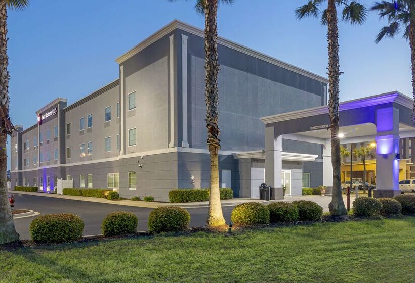 هتل Best Western Plus Brunswick Inn And Suites