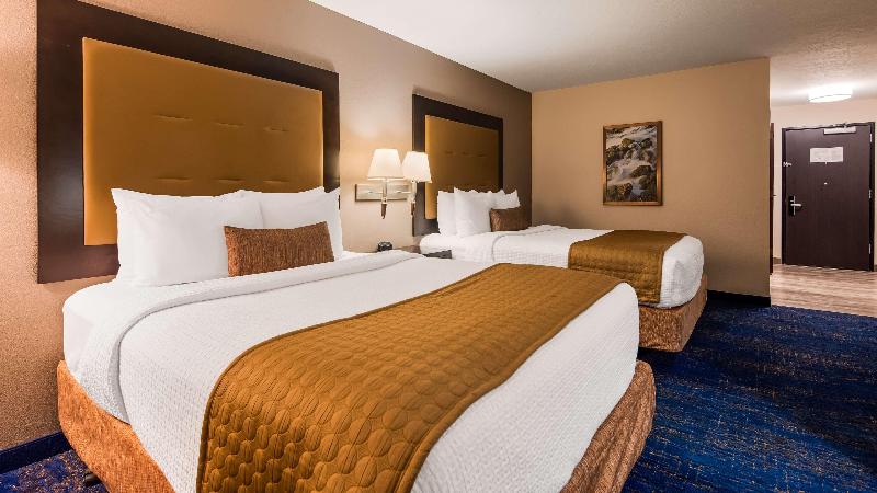 Best Western Plus Executive Hotel & Suites