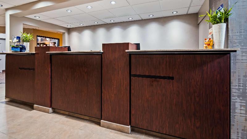 Best Western Plus Executive Hotel & Suites