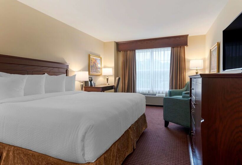 Hotel Best Western Plus Fredericton  And Suites