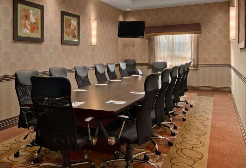 هتل Best Western Premier Freeport Inn Calgary Airport