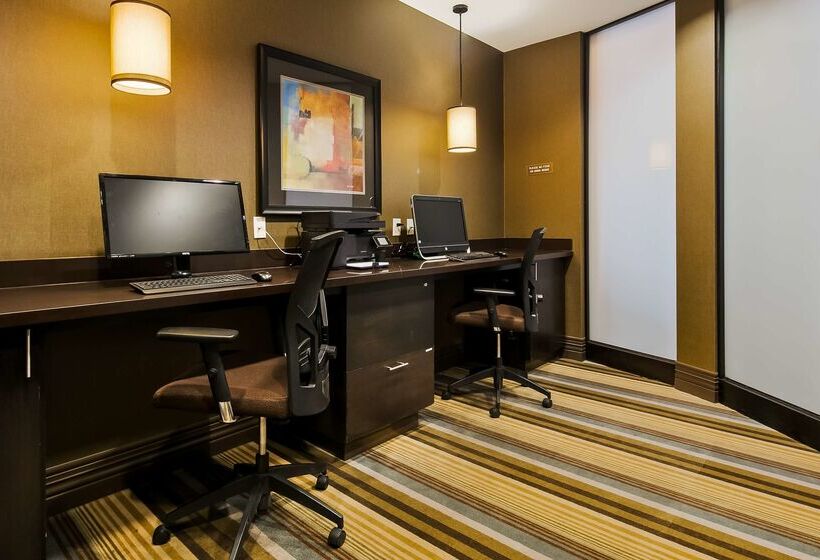 هتل Best Western Premier Freeport Inn Calgary Airport