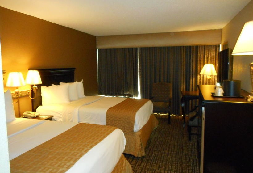 Отель Quality Inn Near Hampton Coliseum